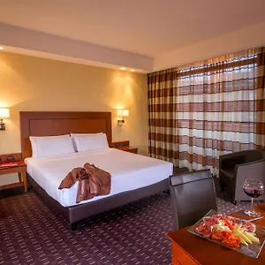 capannelle.it-romehotels.com/